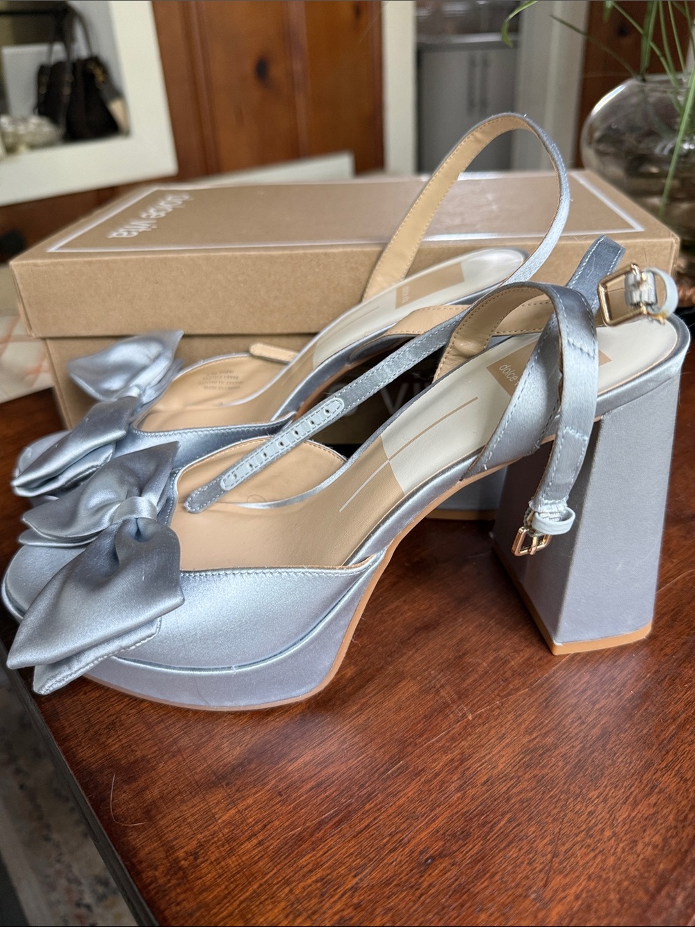Dolce Vita Poppi Platform Sandal - Picture 2 of 3